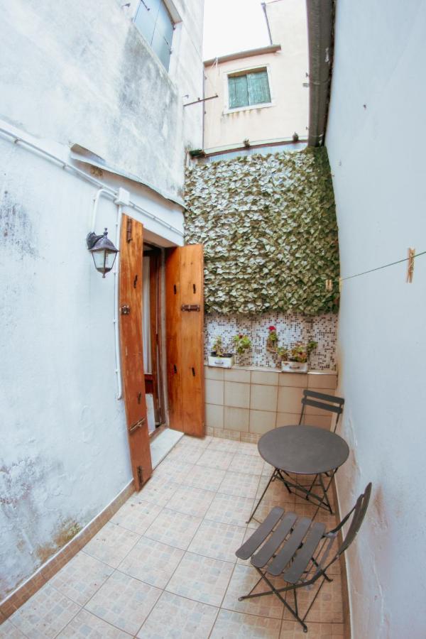 Zaffiro Apartment Velence Kültér fotó